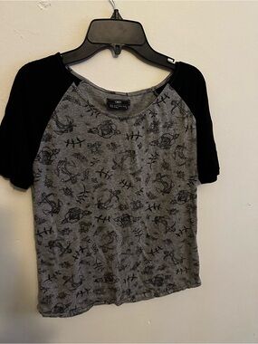 Obey Women's Gray & Black Short Sleeve Graphic Raglan Tee